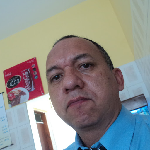 Luis Silva Photo 16