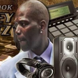 Anthony Singleton Photo 45