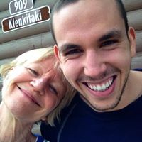 Leslie Barker Photo 39