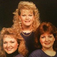 Linda Hendrickson Photo 19