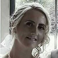 Angela Hutchinson Photo 17