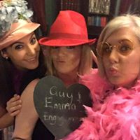 Julie Pickering Photo 24