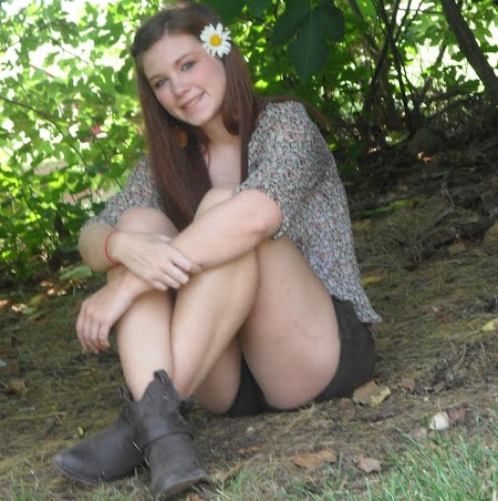 Kelly Grisham Photo 7