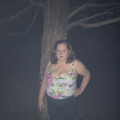 Elizabeth Huffman Photo 15