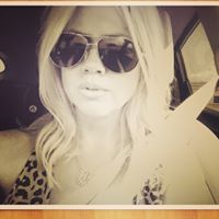 Laura Parsons Photo 17