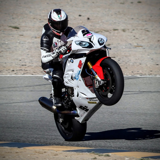 Robert Perez Photo 33