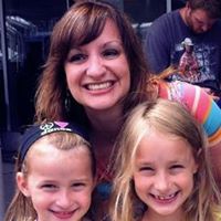 Angela Howell Photo 24