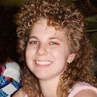 Bonnie Crowder Photo 7