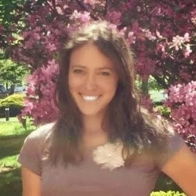 Kristin O'Connell Photo 18