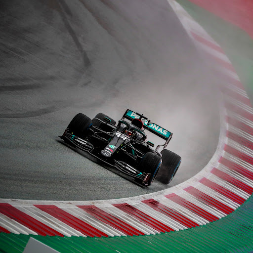 Nicholas Gilbert Photo 30