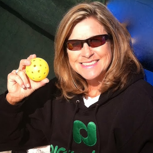Anne Reynolds Photo 43
