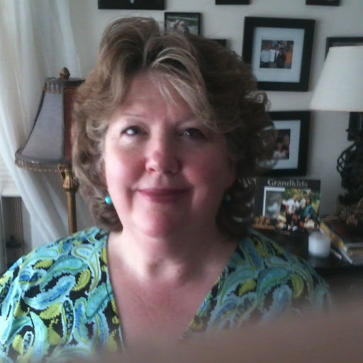 Elizabeth Barnhill Photo 31