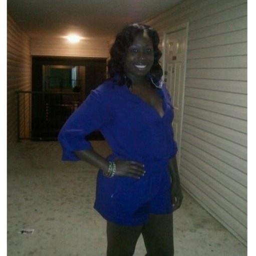 Essie Brown Photo 16