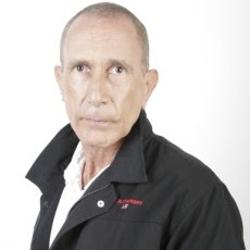 Andy Harvey Photo 11