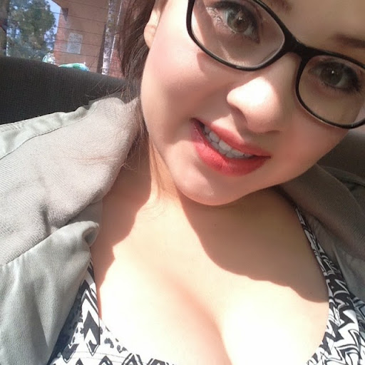 Cynthia Gomez Photo 14