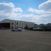 Derek Lindsey Photo 13