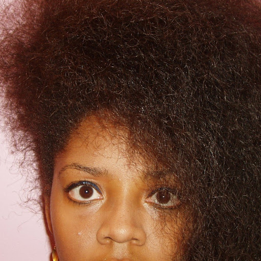 Gloria Lewis Photo 17