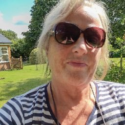 Janice Hobbs Photo 8
