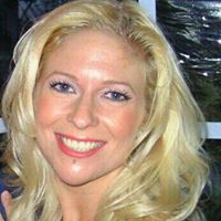 Stephanie Rowley Photo 11