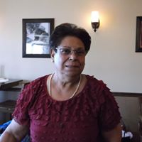 Flora Fernandez Photo 20