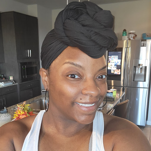 Stephanie Peterson Photo 38