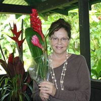 Elizabeth Bounds Photo 18