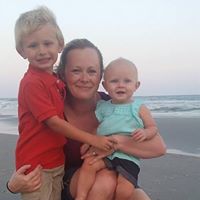 Victoria Clements Photo 21