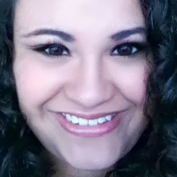 Angelica Villanueva Photo 14