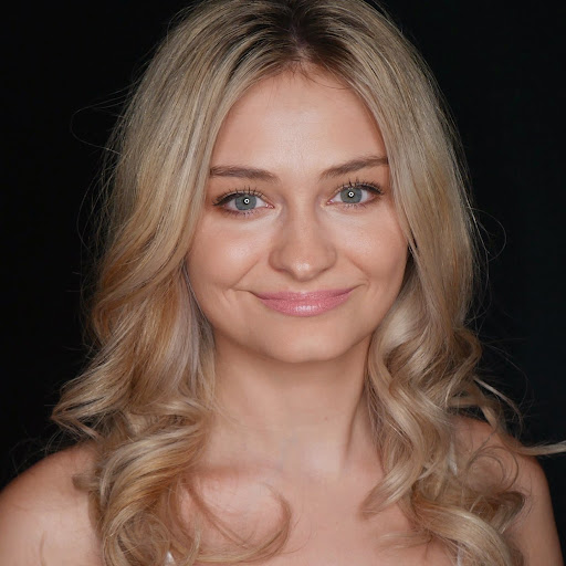 Anna Shields Photo 10
