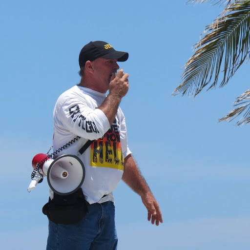 Douglas Gray Photo 23