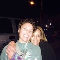 Barbara Moore Photo 30