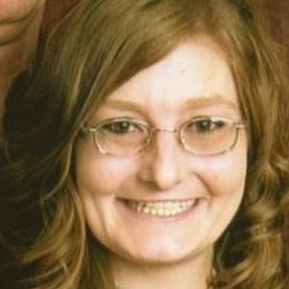 Stephanie Rowland Photo 15