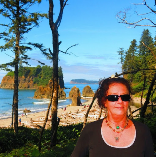 Linda Connelly Photo 16