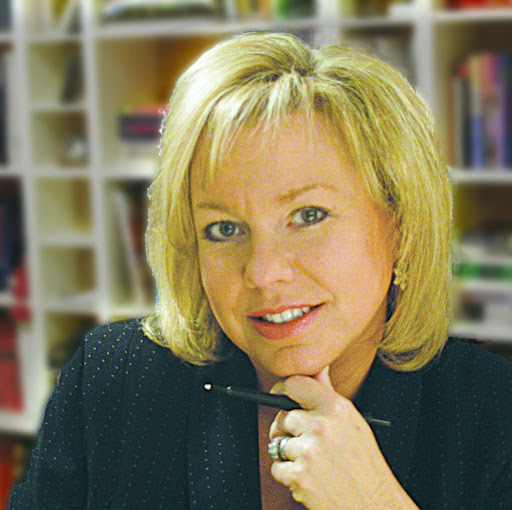 Laurie Douglas Photo 25