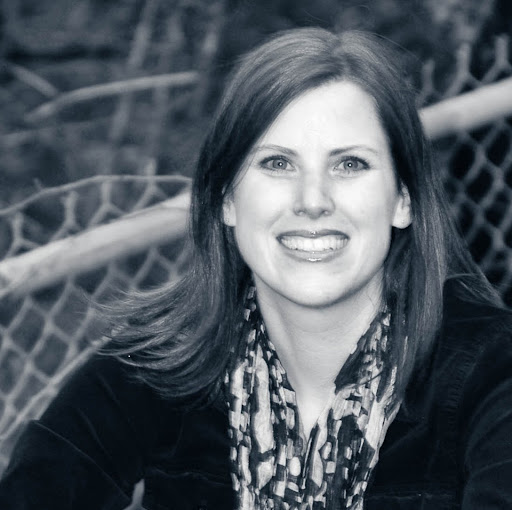 Julie Lloyd Photo 21