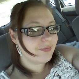 Kristina Adams Photo 38