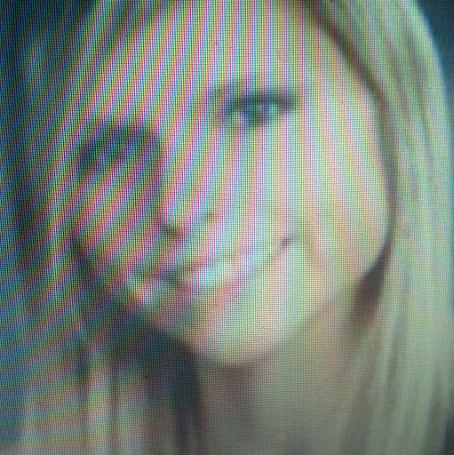 Cindy Roach Photo 7