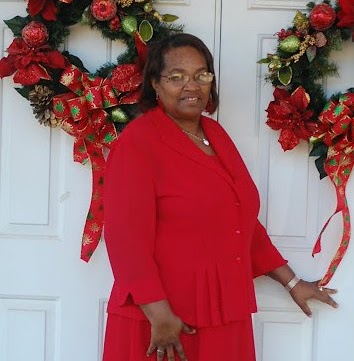 Anita Warren Photo 38