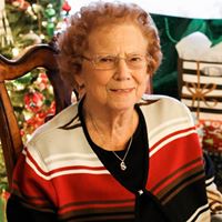 Janelle Robbins Photo 27