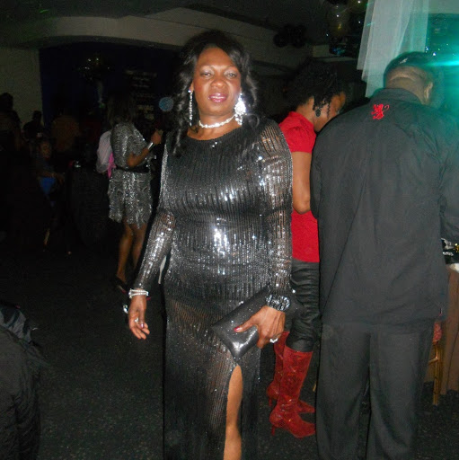 Paulette Robinson Photo 18