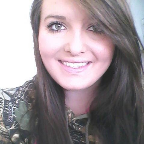 Nicole Allison Photo 24