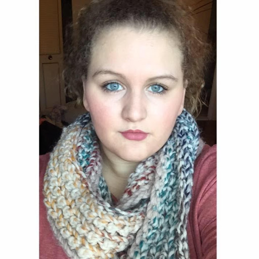 Emily Greene Photo 35