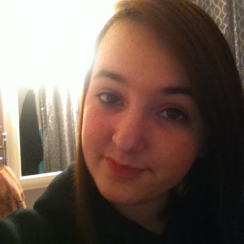 Stephanie Gustafson Photo 17