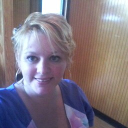 Stacey Warner Photo 31