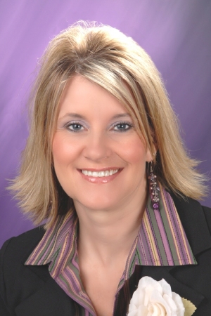 Sandy Reynolds Photo 17 Sandy Reynolds Photo 17