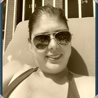 Adriana Saldana Photo 15