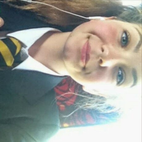 Emily Pennington Photo 10