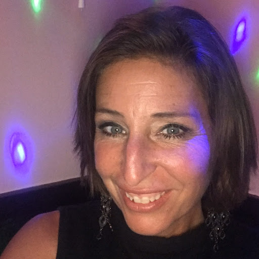 Sylvia Perry Photo 16