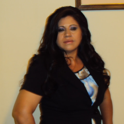 Rosa Castaneda Photo 22