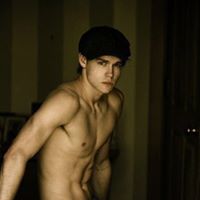 Sam Lively Photo 20